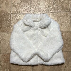 The The Children’s Place Faux fur Coat 2T